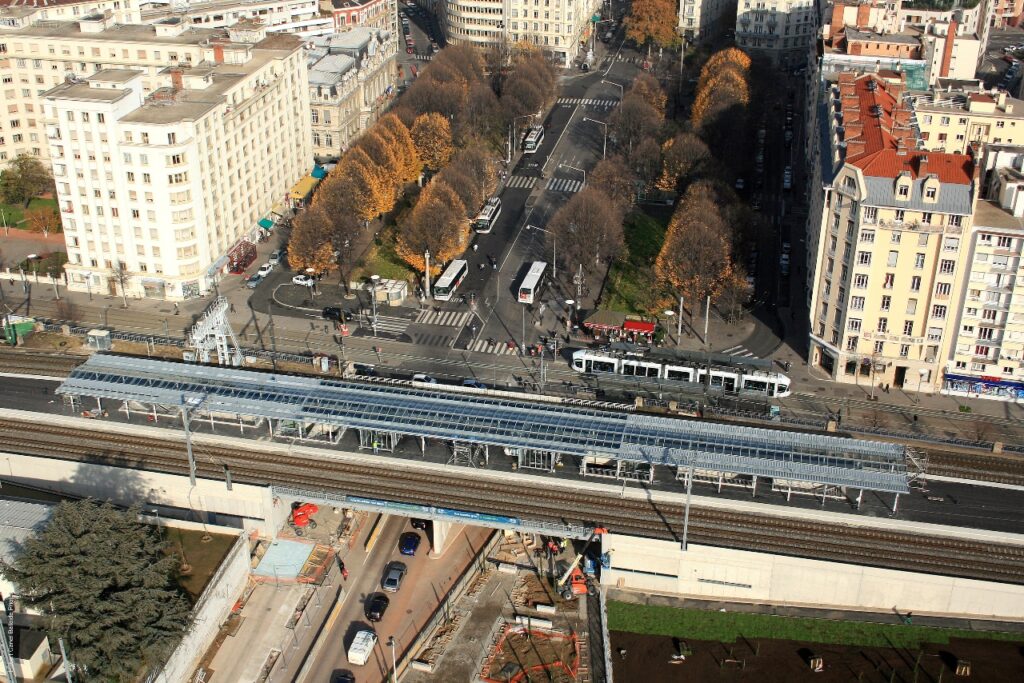 Photo vue du ciel de Jean Macé, quartier idéal pour investissement locatif